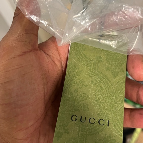 *When making an offer* Please be clear on with or without hanger! Thanks - Picture 2 of 6